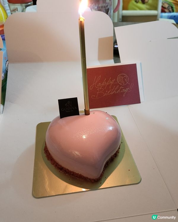 GODIVA 士多啤梨覆盆子朱古力蛋糕 🍰💕