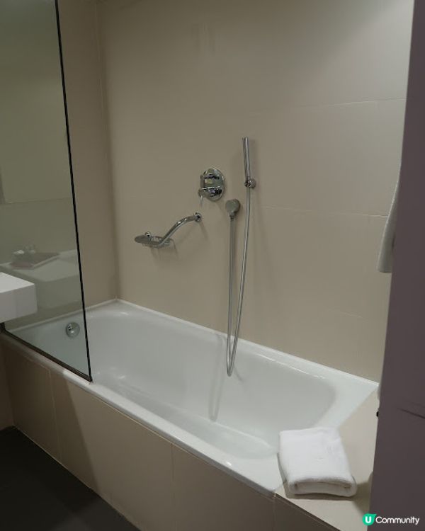 去西葡歎 住宿篇 (巴塞隆拿睇到聖家堂嘅酒店 - Ayre Hotel Rosellon,超打卡嘅天台)