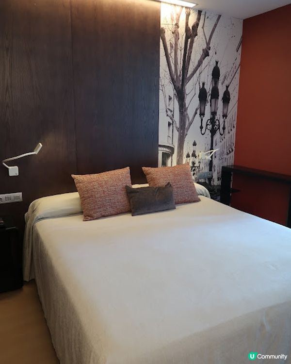 去西葡歎 住宿篇 (巴塞隆拿睇到聖家堂嘅酒店 - Ayre Hotel Rosellon,超打卡嘅天台)