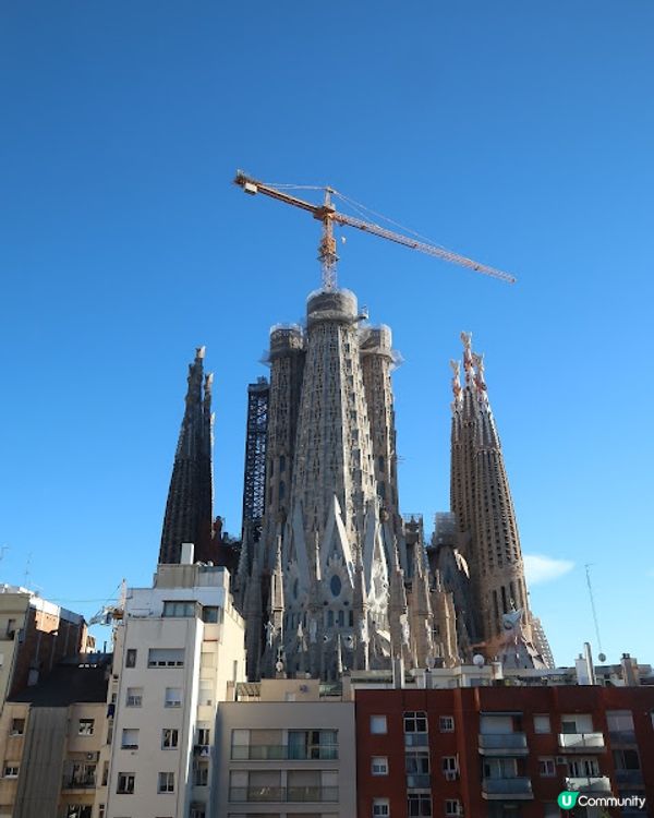 去西葡歎 住宿篇 (巴塞隆拿睇到聖家堂嘅酒店 - Ayre Hotel Rosellon,超打卡嘅天台)