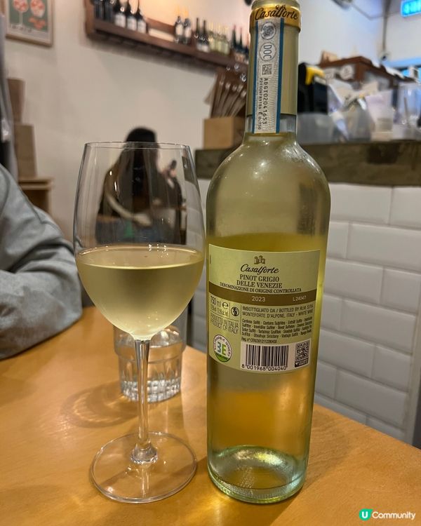 ## 上環新發現！酒香意粉配黑松露貓耳朵 🍝🍷