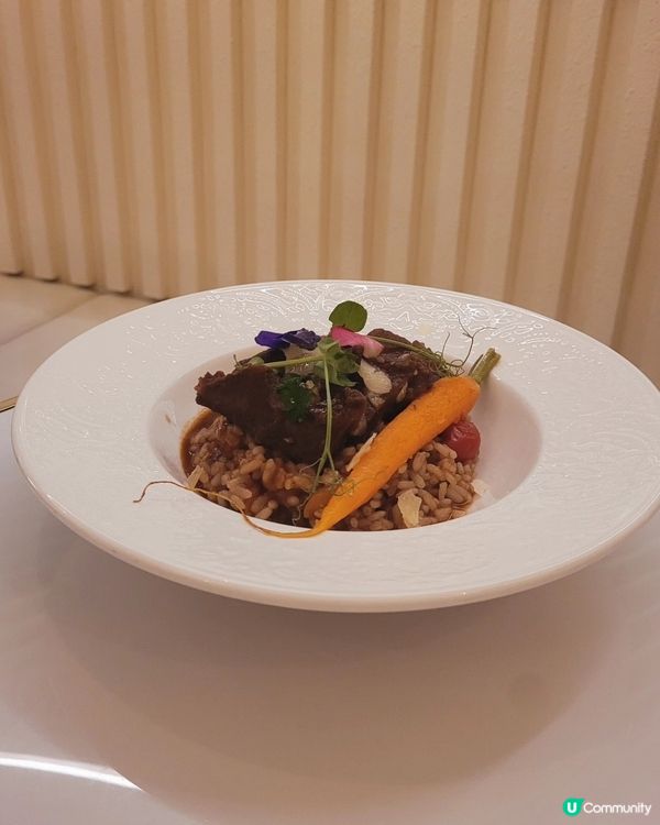  觀塘打卡西餐廳，環境靚到爆！🤩