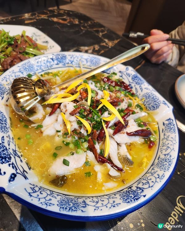 「三寶套餐」$328 包酸菜魚🐠