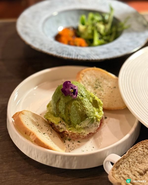 ## 尖沙咀樓上酒吧餐廳 🥂 二人套餐食到飽好滿足！