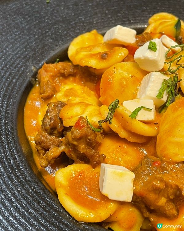 土瓜灣瓜 必去 . 羊肉醬貓耳朵 必食