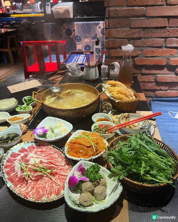 大紅袍火鍋料理