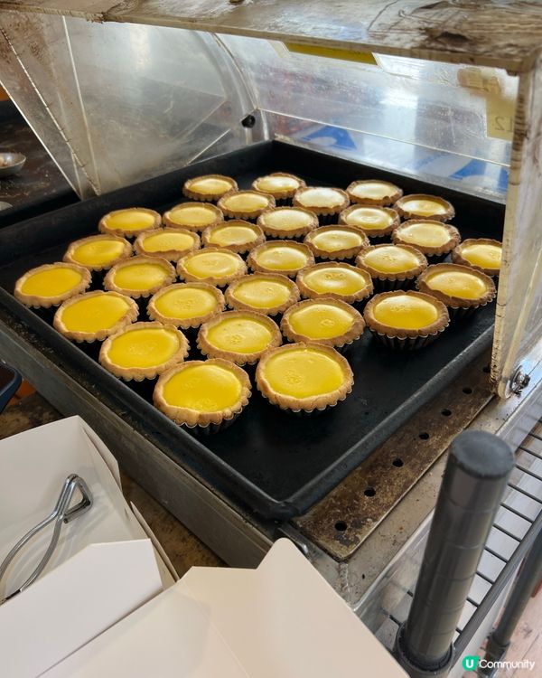 平靚正嘅麵包，仲要一出地鐵站就食到