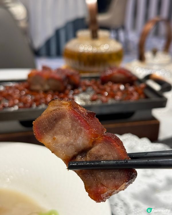 ｢世一‼️極厚切蜜汁黑毛豬｣