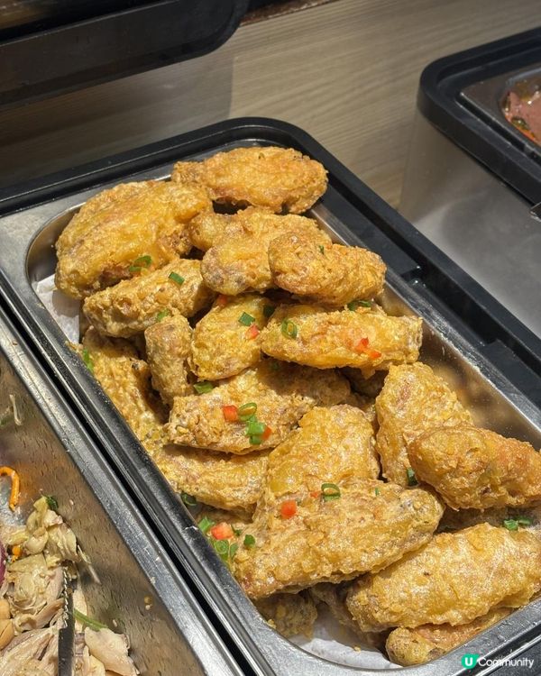 學生49蚊就食到嘅十餸放題！其他人人58蚊～仲有雞煲放題！