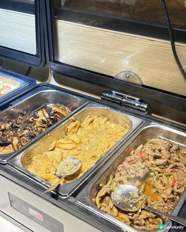 學生49蚊就食到嘅十餸放題！其他人人58蚊～仲有雞煲放題！