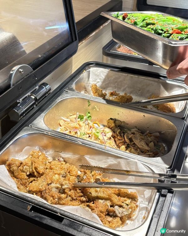 學生49蚊就食到嘅十餸放題！其他人人58蚊～仲有雞煲放題！