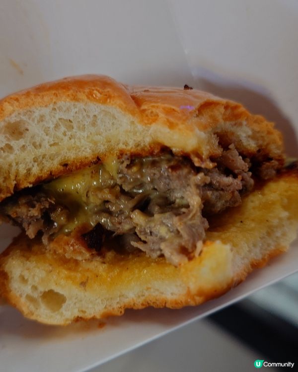 新開小店😊誠意和牛小漢堡🍔