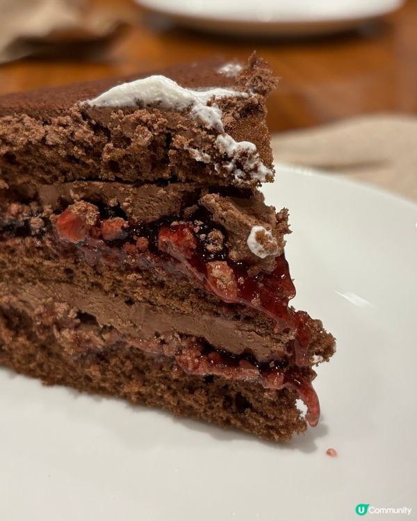 香港迪士尼樂園度假區 World of Colors, 迪士...