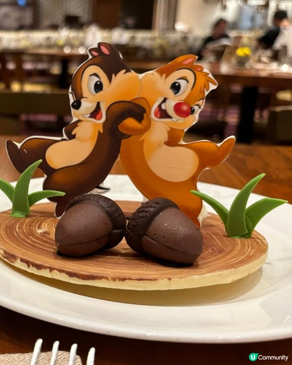 香港迪士尼樂園度假區 World of Colors, 迪士...