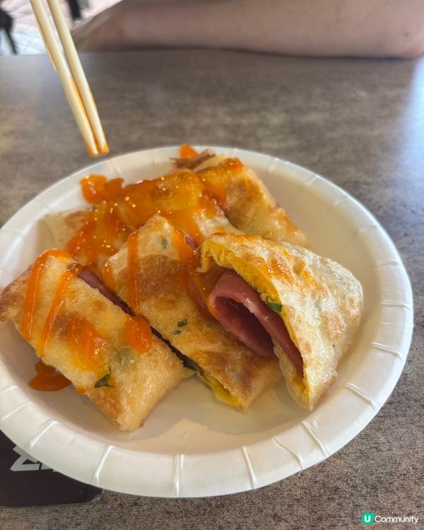 🥰嚟到高雄第一站必去食個靚早餐🍳 70年老字號蛋餅配紅茶🥳