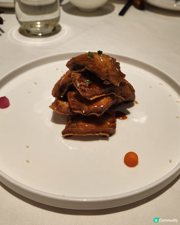  🦆🔥 花悅庭烤鴨，脆皮肉嫩，香氣四溢！