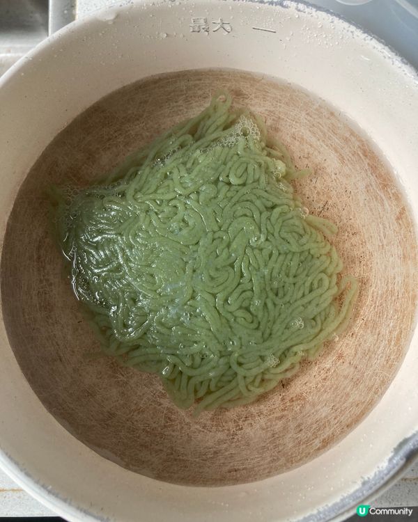 ## 豆腐麵新玩法🍜😋配日式麵條 全新益力多