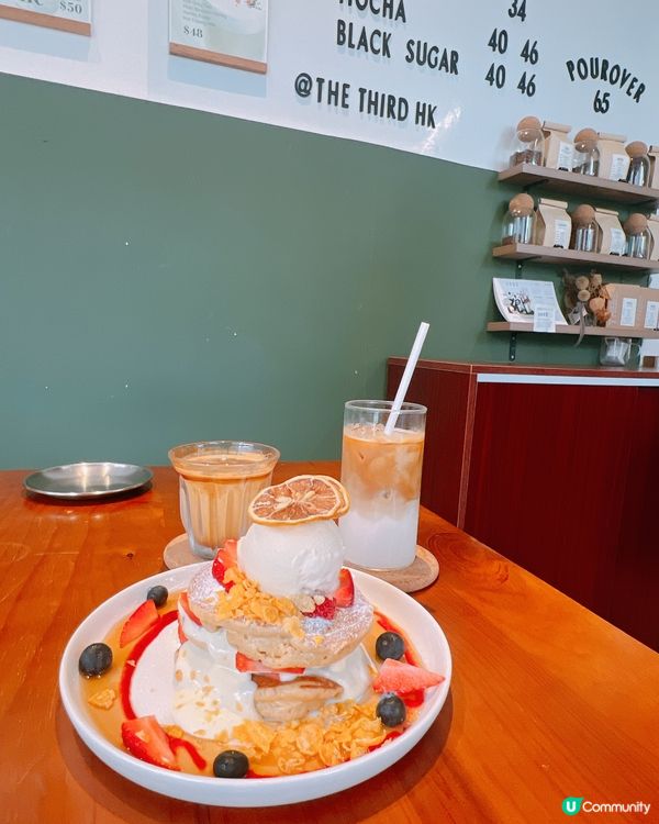元朗必食！🍓冰火麻糬草莓鬆餅＋Dirty咖啡☕️滿足二重奏！