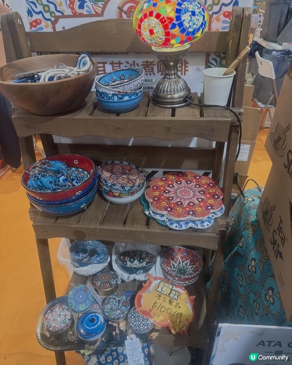 ## 香港國際試食節人山人海😱  
## 鴻福堂湯包😋