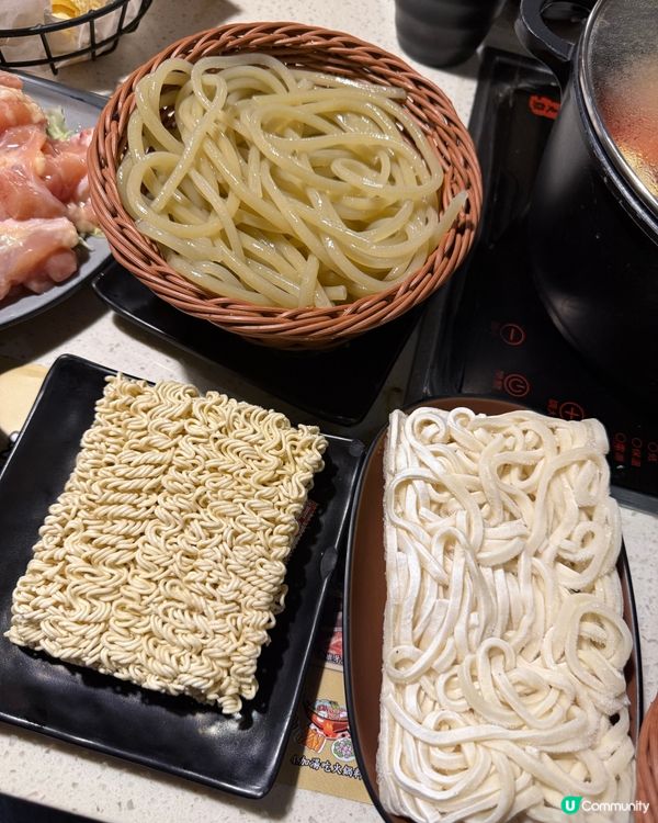 🔥爆抵食雞煲火鍋🔥  
唔食真係會走雞啦！🐔