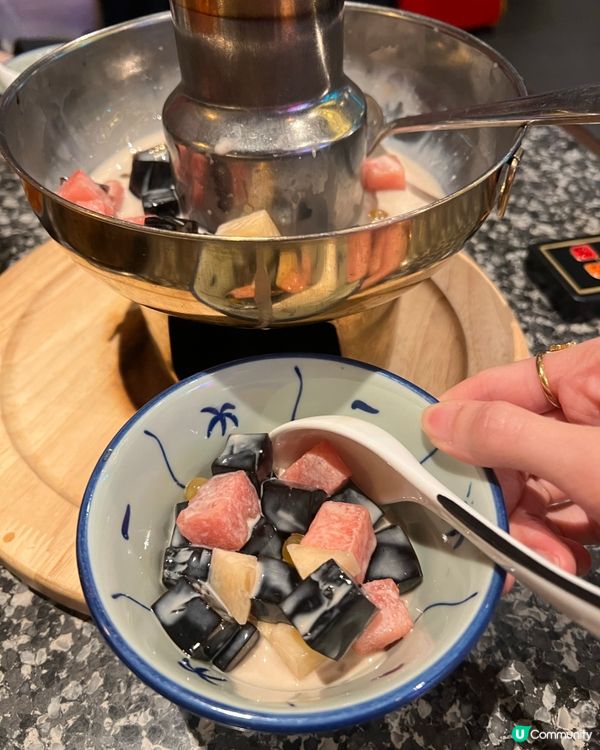 唔滾唔知身體好🔥🇭🇰 去滾懷舊火鍋，霓虹燈下重溫地道風味！