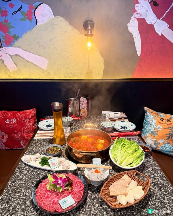唔滾唔知身體好🔥🇭🇰 去滾懷舊火鍋，霓虹燈下重溫地道風味！