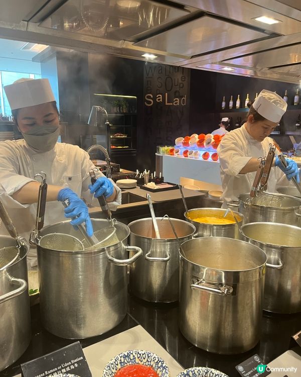 落地玻璃自助餐·甜品多選擇🤪🌟