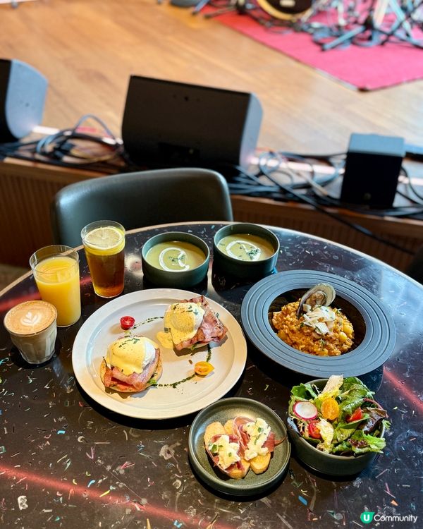 尖沙咀西餐廳🎤🎶  環境舒適，現場音樂表演超正！