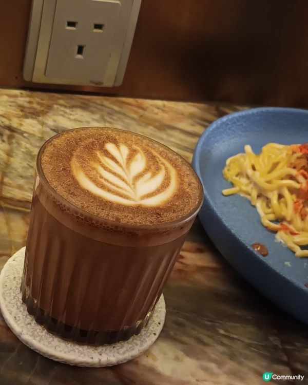 ## 🍔手撕豬漢堡，滋味爆燈！🤤