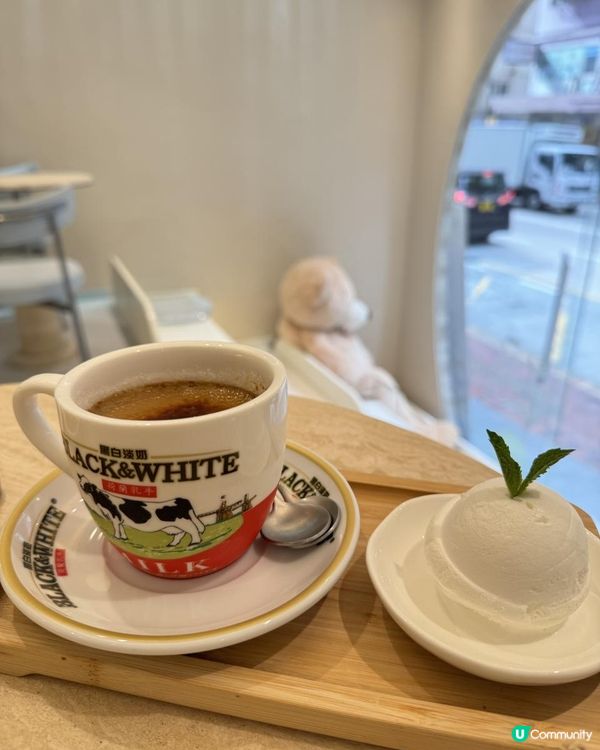 新派港式下午茶藍白格調