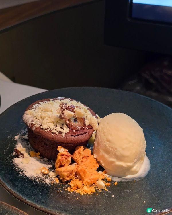 北京飛香港頭等機餐😋