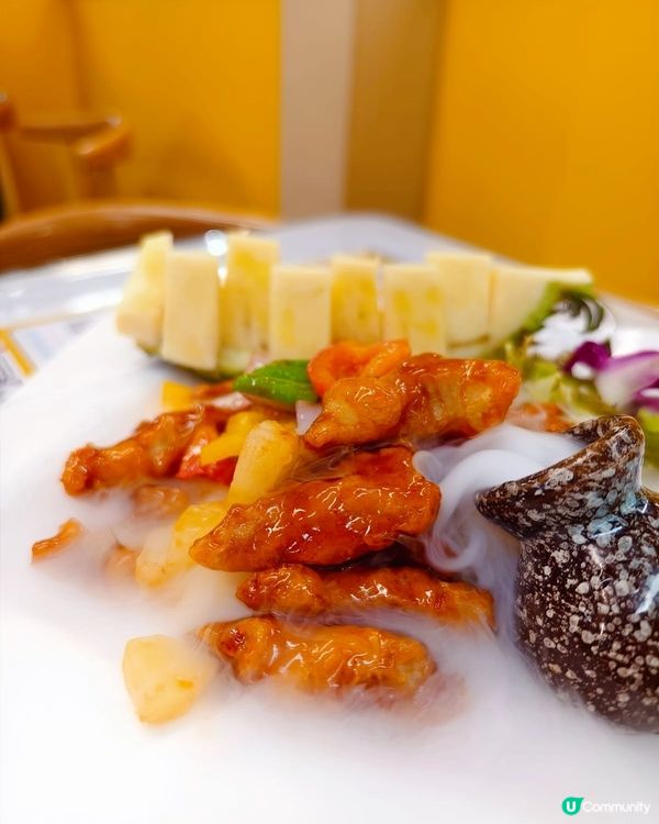 令人喜出望外嘅鮮菠蘿拔絲咕嚕肉🤗