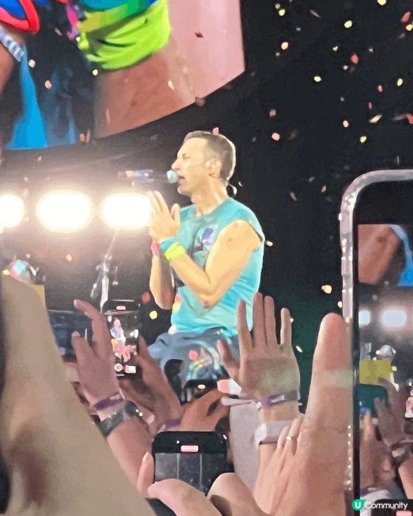 🌌 Coldplay香港啟德演唱會｜企位視角全記錄：一場靈魂...