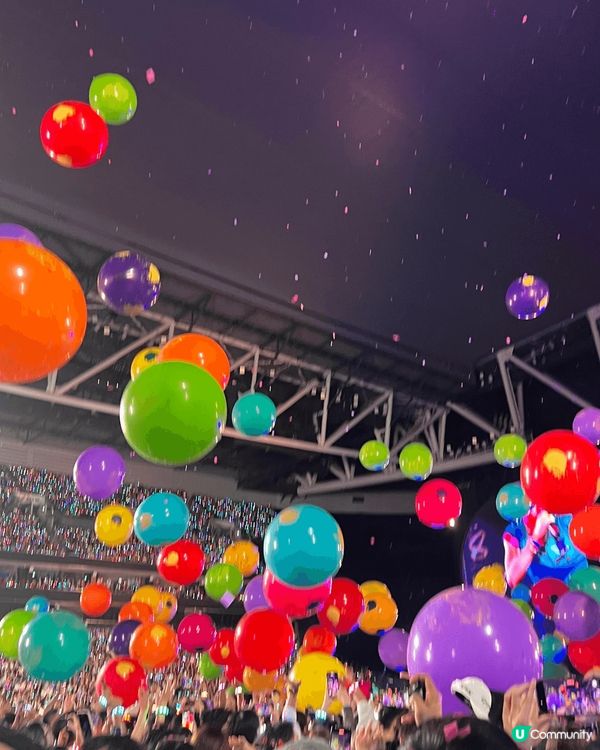 🌌 Coldplay香港啟德演唱會｜企位視角全記錄：一場靈魂...