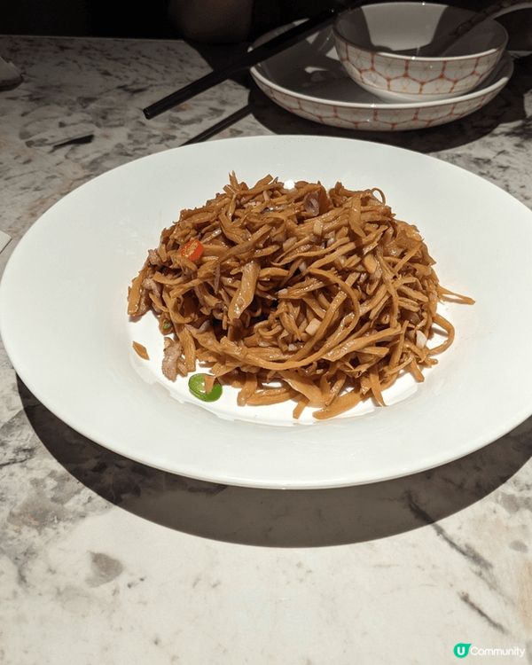 深圳特色川菜-渝月川，特色酸菜魚夠麻夠辣魚肉滑。乾炒筍絲有鍋...