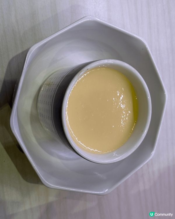 SUSHI GENKI 🔶鵝肝握壽司，表面係焦糖脆面，鵝肝入...