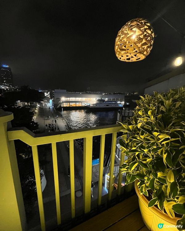 香港荔枝角D2 Place附近車仔麵小店，外牆由一位藝術創作...