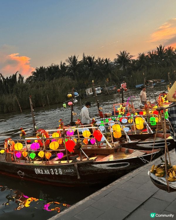 這些是在蜆港旅行的照片，分別山海。