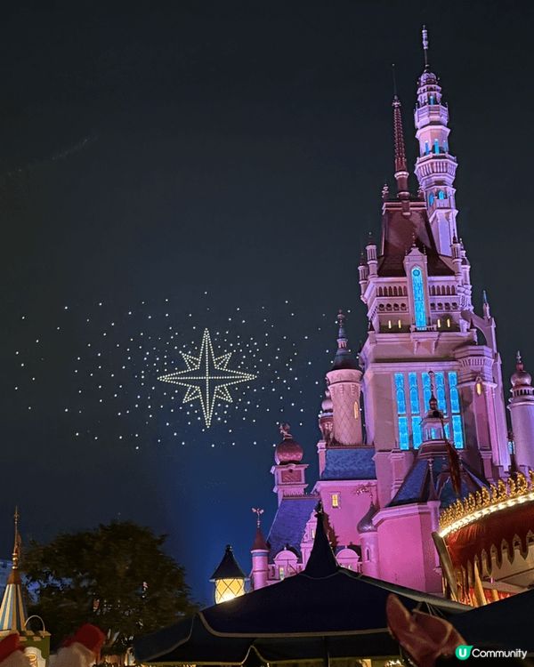 香港迪士尼嘅無人機表演真係好靚