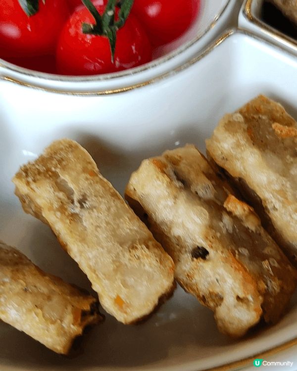 尖沙咀isquare 6樓潮藝館，新派潮州菜。整片落地大玻璃...