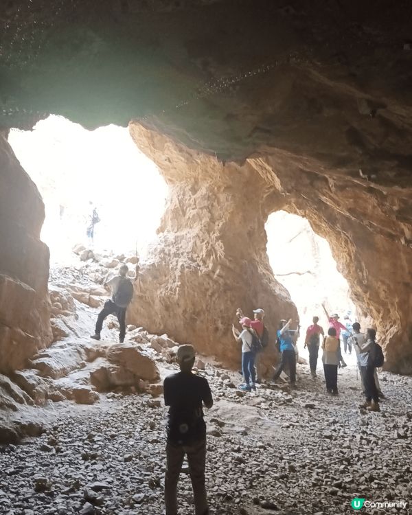 蓮麻坑鉛礦洞，上水站乘綠van直達山腳，攀上九百多石級，沿途...