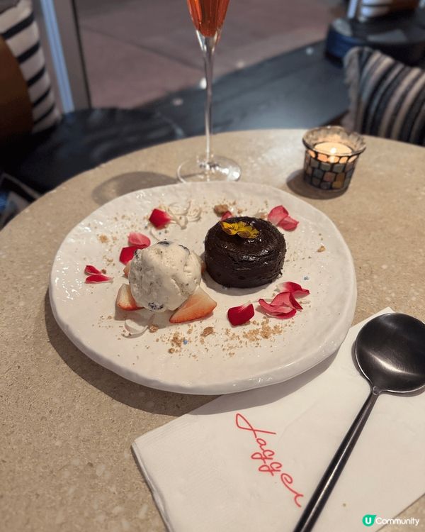 尖沙咀隱蔽餐廳🍴環境超靚又有feel✨室外室內都係打卡位