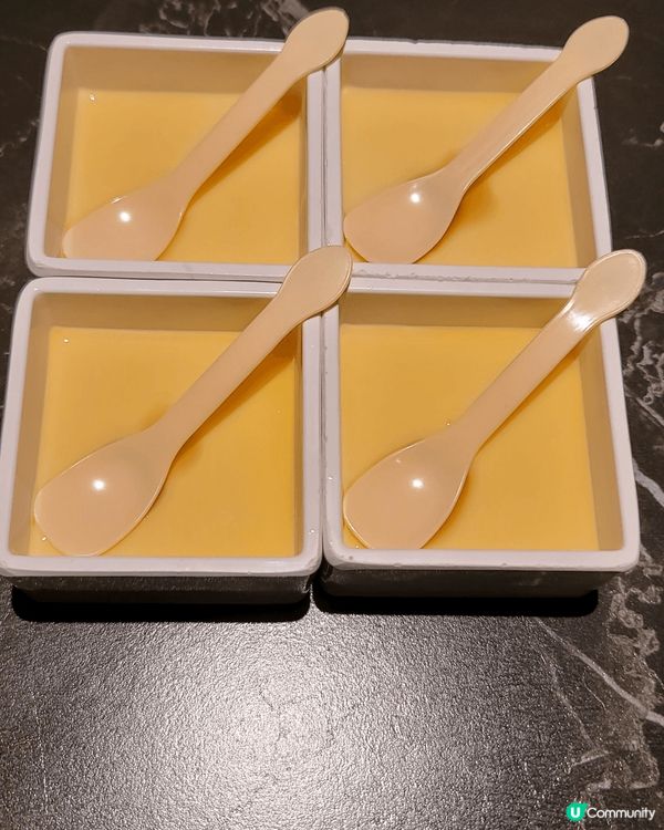 美味嘅中餐，片皮鴨，獅子球，炒薯仔絲，乾炒粉絲，仲有豆腐花甜...