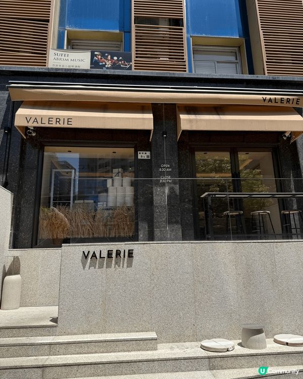 深圳嘅深業上城好多文青小店，同其他商場只係得大型連鎖店有啲唔...