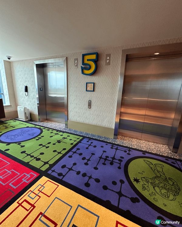 打卡上海迪士尼Toy Story酒店 職員有線，早餐合理，園...