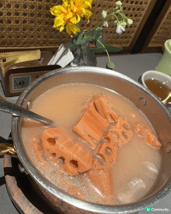 深圳位於崗廈站的卓悅中心地理位置十分方便，復活節假期見到十分...