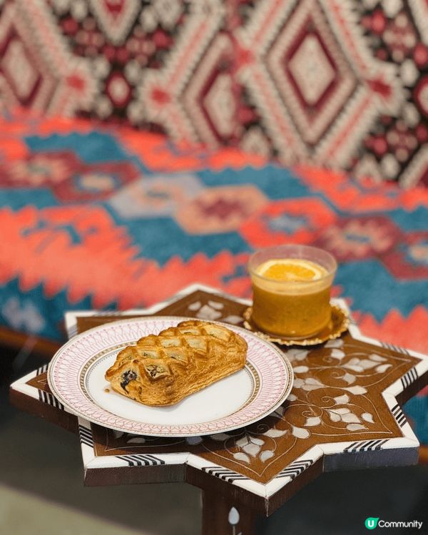 喺長沙灣開咗呢間非常有特色嘅民族風Cafe