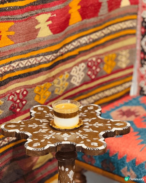 喺長沙灣開咗呢間非常有特色嘅民族風Cafe