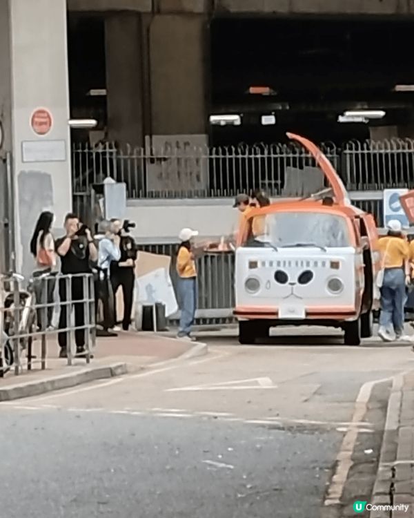 一人有一支B5💧