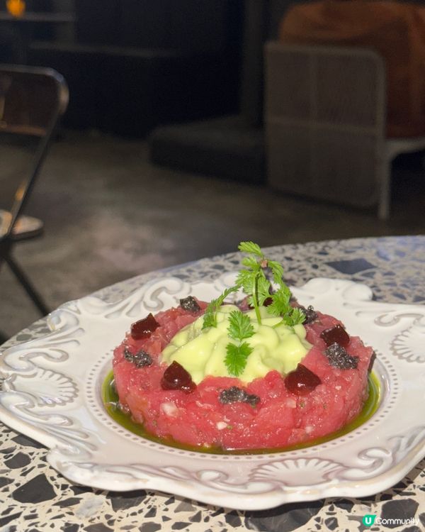 尖沙咀酒店餐廳生日飯 🥳  夜景靚到爆！